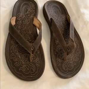 New without tags Olukai paniolo sandals flip flops womens girls